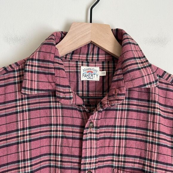 NEW Faherty The Movement Featherweight Flannel Size Small - Picture 6 of 11